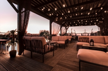 LOOP HOTEL terrace, Vilnius